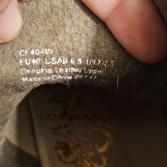 Aetrex Addison Suede Ankle Boots with Green Laces 9-9.5 - Picture 6 of 6